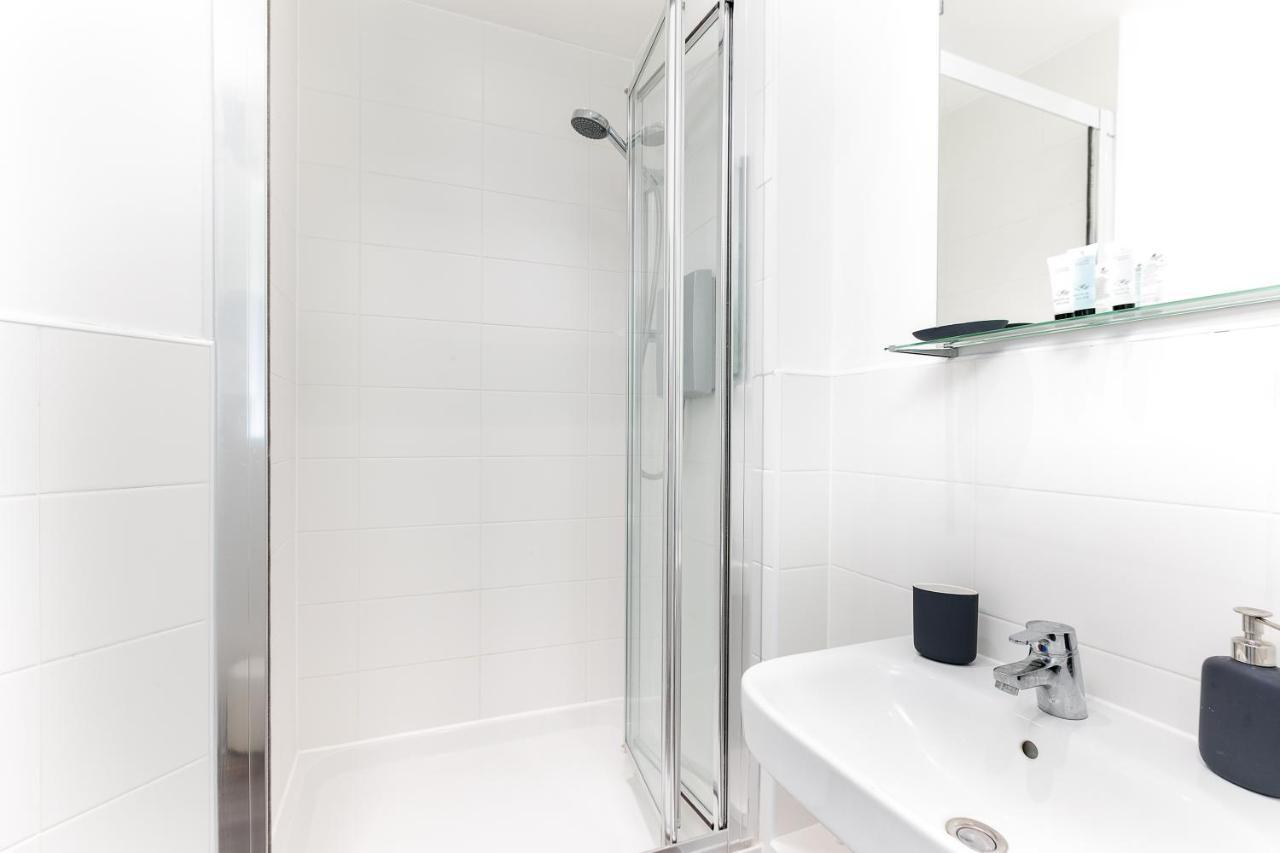 Hertford Serviced Apartments Ware Zewnętrze zdjęcie